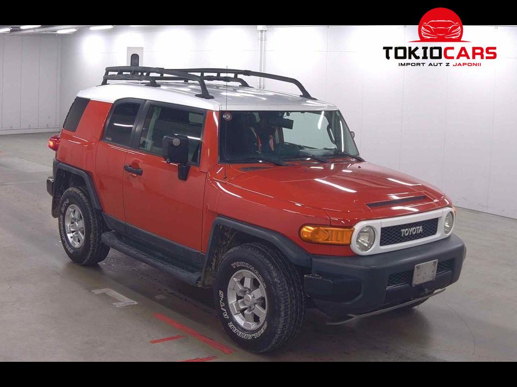 AMERICA TOYOTA FJ CRUISER 4WD