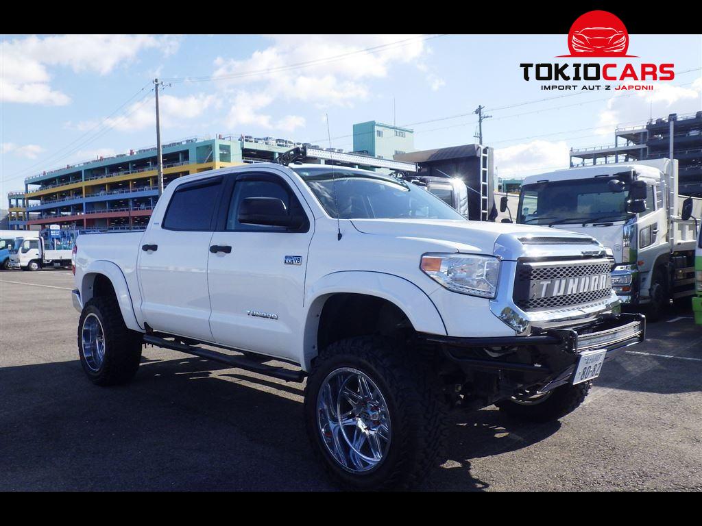 AMERICA TOYOTA TUNDRA 4D 4WD CREWMAX SR5