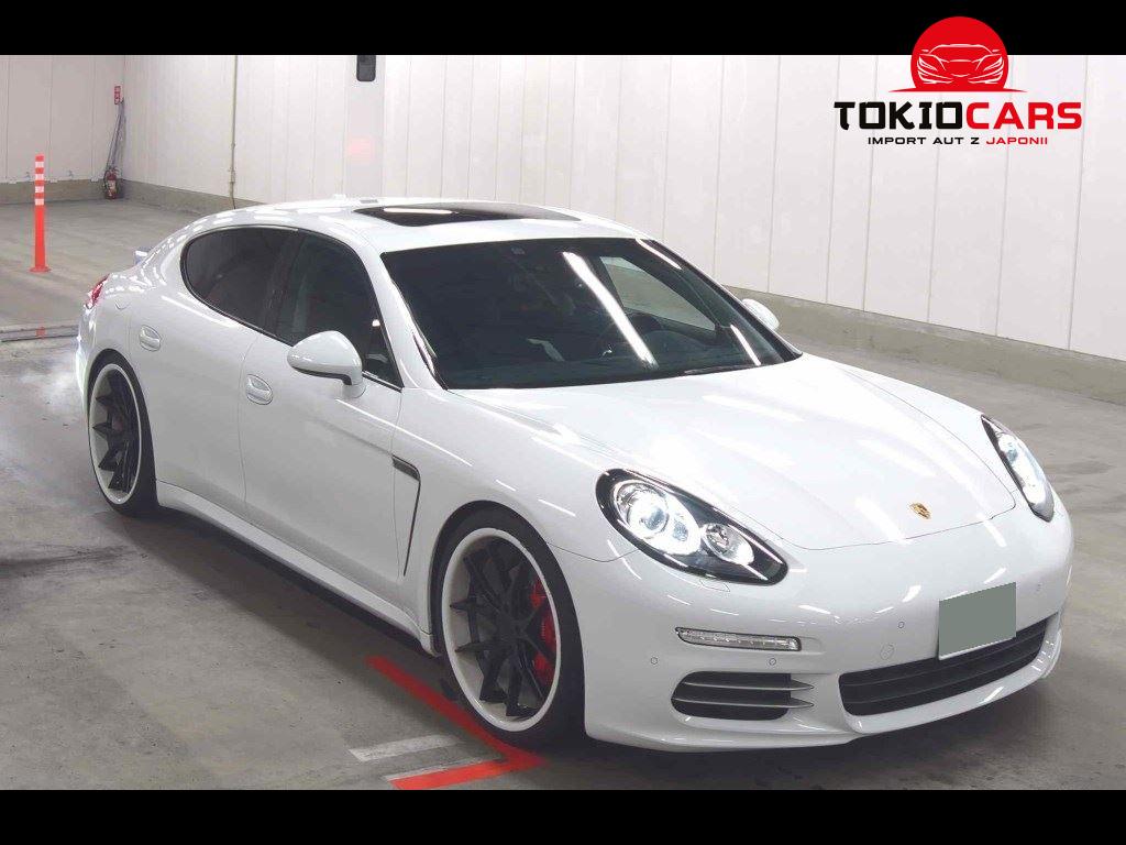 PORSCHE PANAMERA 5D