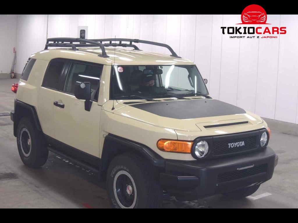 AMERICA TOYOTA FJ CRUISER 4WD