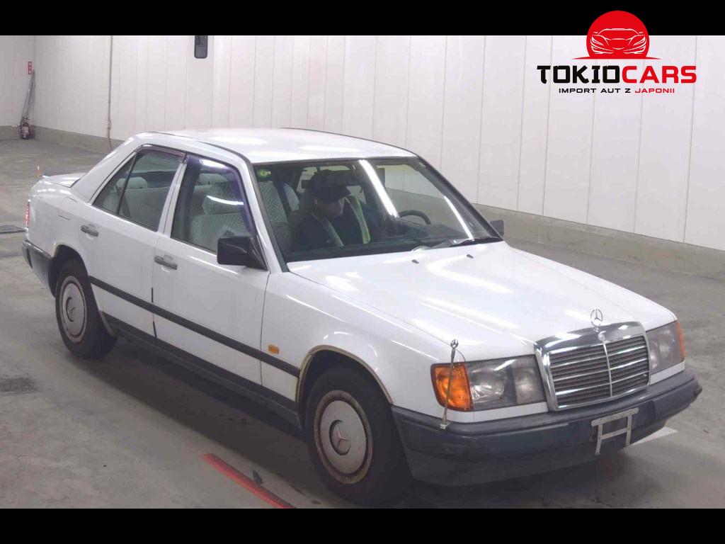 MERCEDES BENZ MEDIUM CLASS 4D 230E