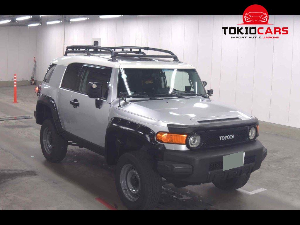 AMERICA TOYOTA FJ CRUISER 4WD