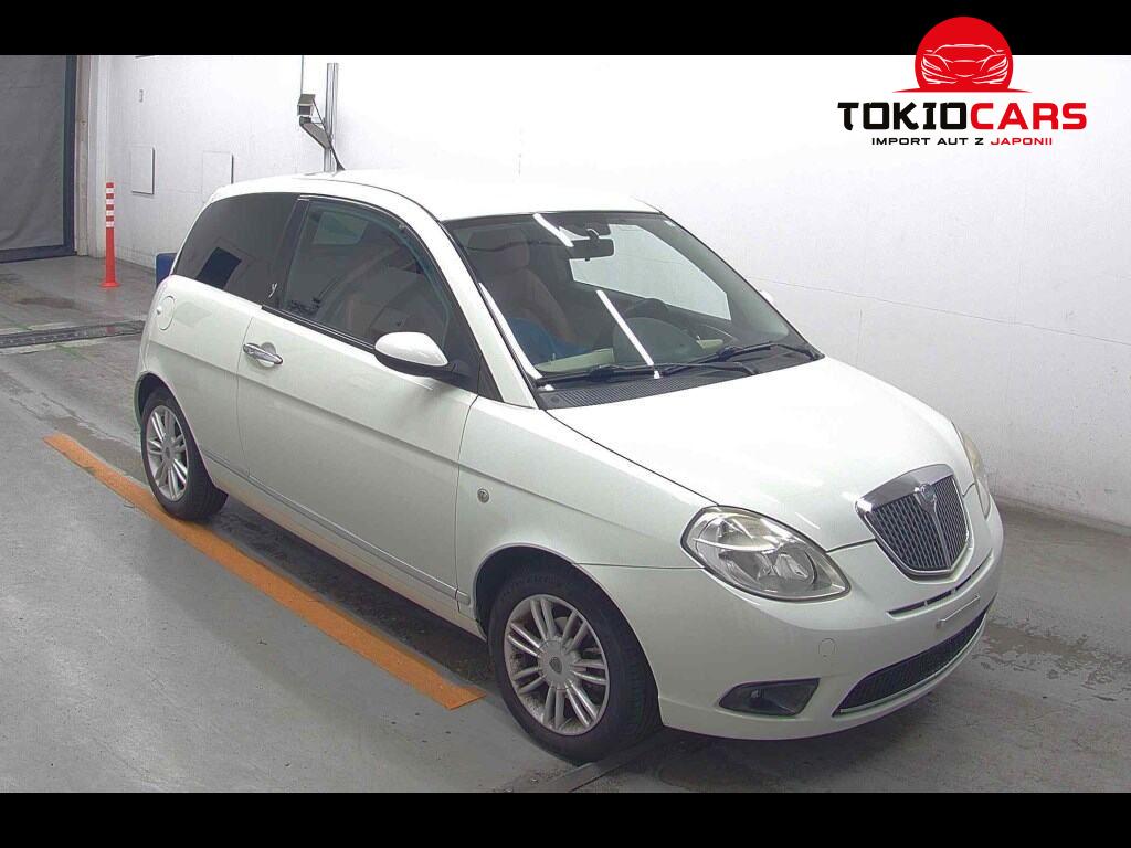 LANCIA YPSILON BASE GRADE