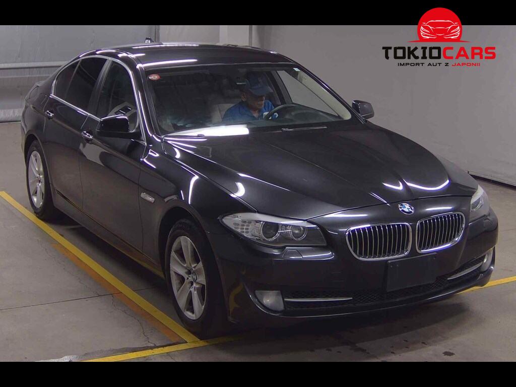 BMW 5 SERIES 4D 528I
