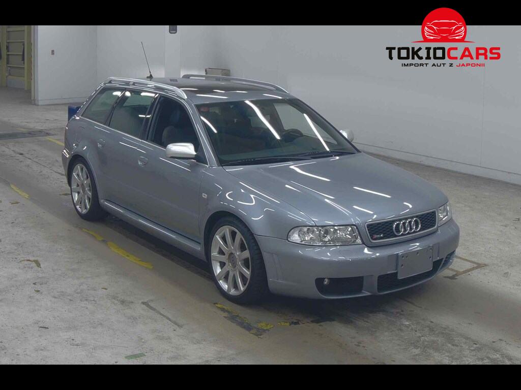 AUDI RS4 AVANT 4WD