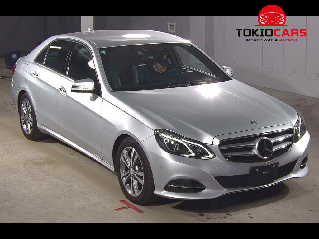MERCEDES BENZ E-CLASS 4D 4WD E300 4MATIC AVANTGARDE