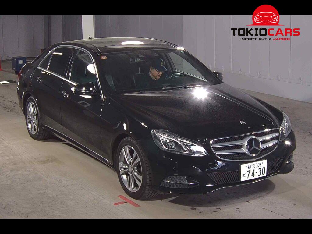 MERCEDES BENZ E-CLASS 4D 4WD E300 4MATIC AVANTGARDE