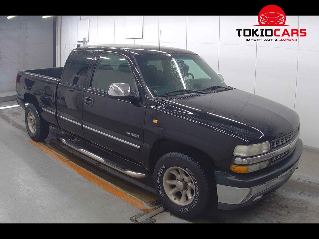 CHEVROLET SILVERADO 4D 4WD