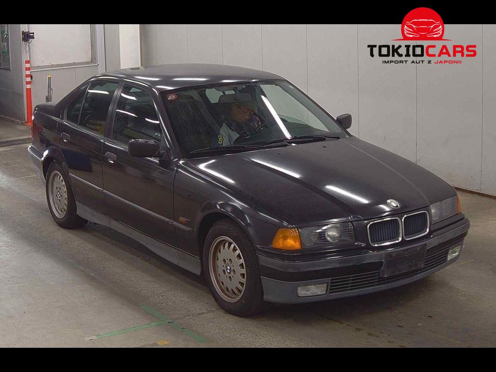 BMW 3 SERIES 4D 320I