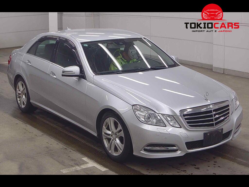 MERCEDES BENZ E-CLASS 4D 4WD E350 4MATIC AVANTGARDE