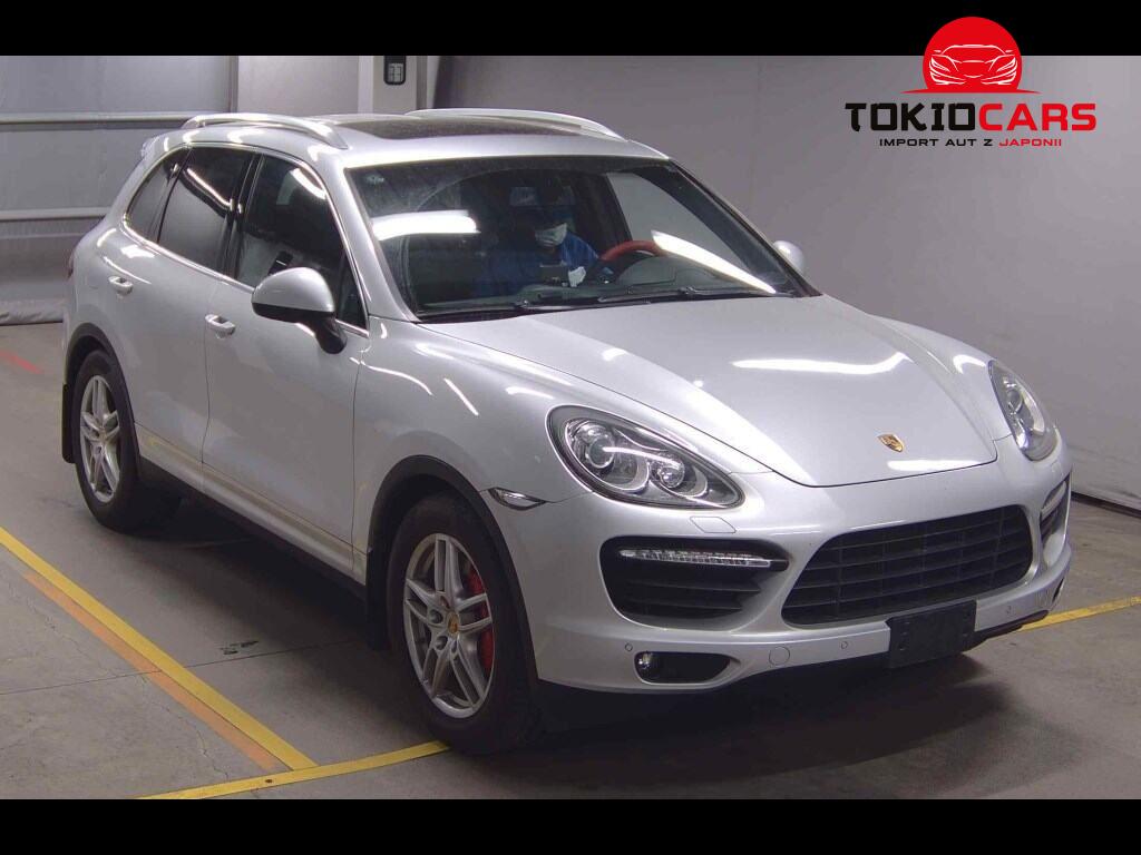 PORSCHE CAYENNE 4WD TURBO