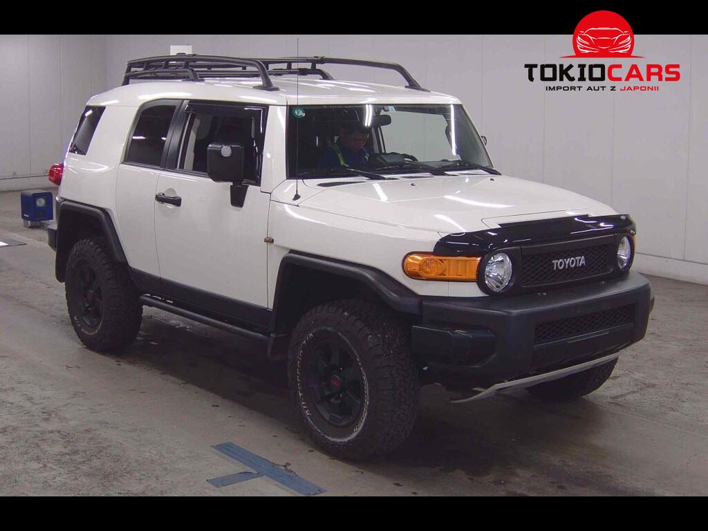 AMERICA TOYOTA FJ CRUISER 4WD